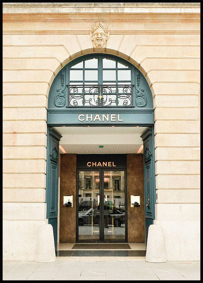 Chanel Where Elegance Meets Style - Storefront Plakat - Posterbox.no