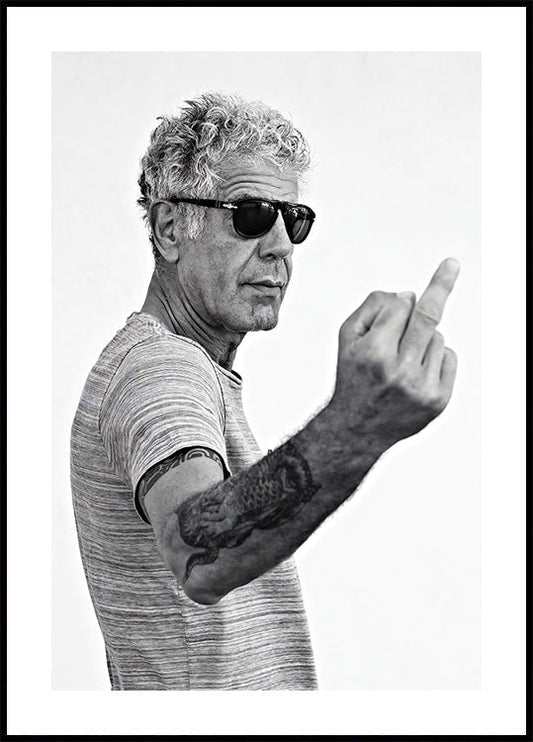 Anthony Bourdain Mittelfinger Poster