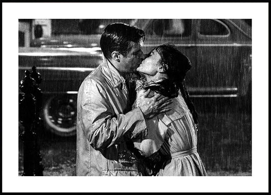 Audrey Hepburn &amp; George Peppard – Frühstück bei Tiffany Poster 