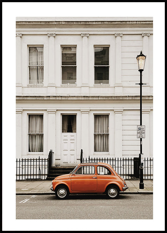 Poster Charmante Stadtszene mit orange Auto