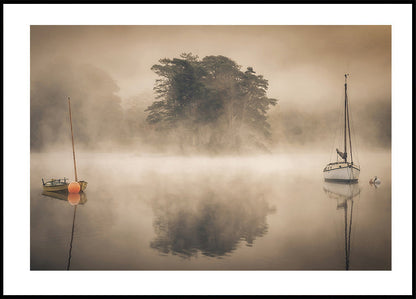 Poster Zwei Boote im Nebel 