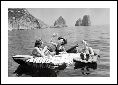 Poster Frauen essen Pasta auf dem See